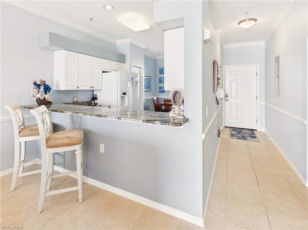 10381 Butterfly Palm Dr 944 Property Photo 6