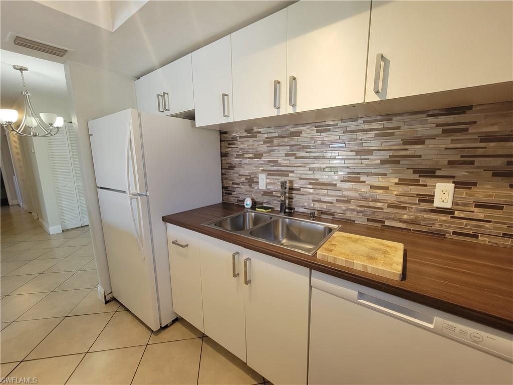 3284 Royal Canadian Trce 4 Property Photo 9