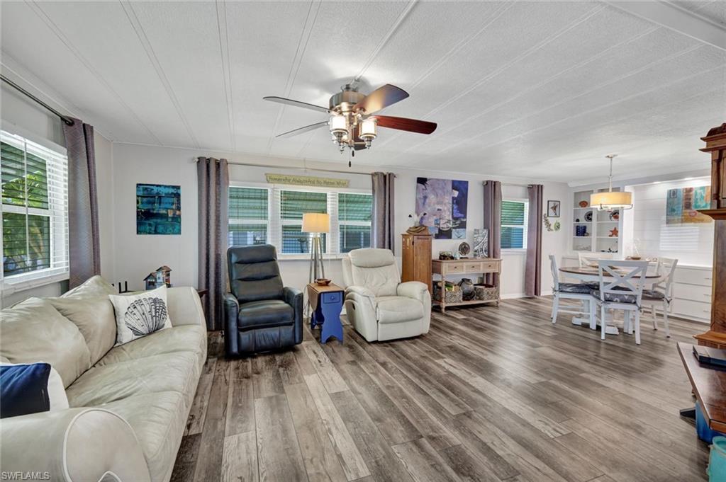 16049 Hibiscus Way Property Photo 10