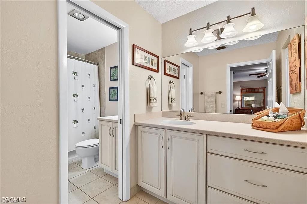4257 Island Cir 3 Property Photo 16