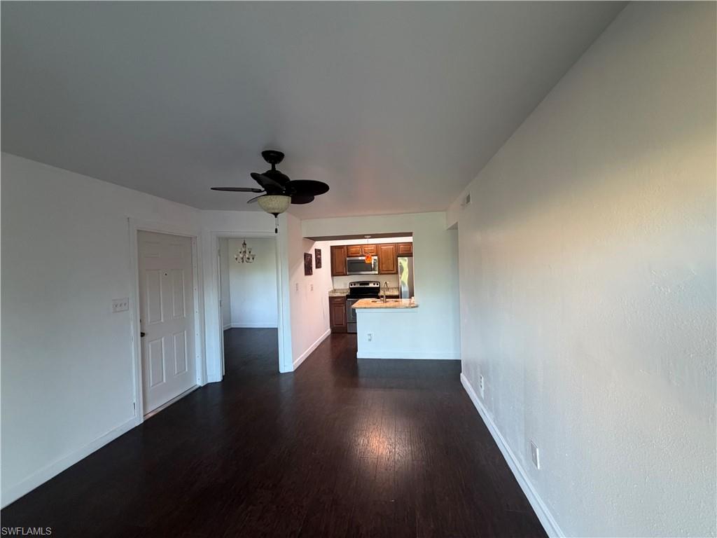 2925 Winkler Ave 920 Property Photo 3