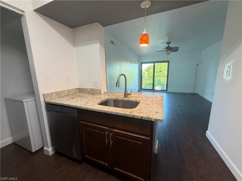 2925 Winkler Ave 920 Property Photo 8