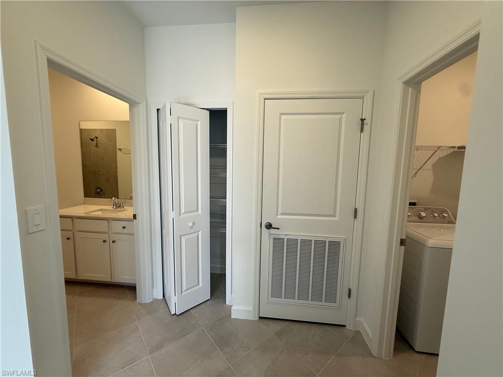 18822 Copperhead Ct N Property Photo 8