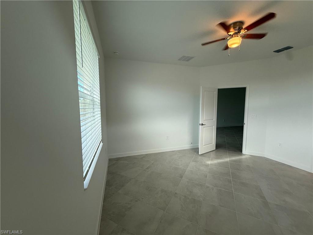 18822 Copperhead Ct N Property Photo 15