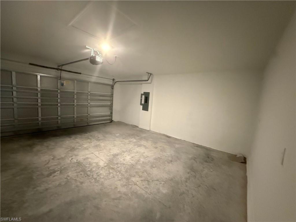 18822 Copperhead Ct N Property Photo 26