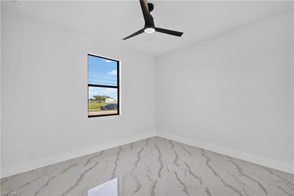 921 Chiquita Blvd N Property Photo 26
