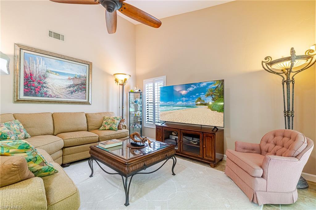 12642 Inverary Cir Property Photo 5