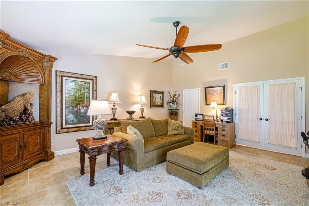 12642 Inverary Cir Property Photo 7
