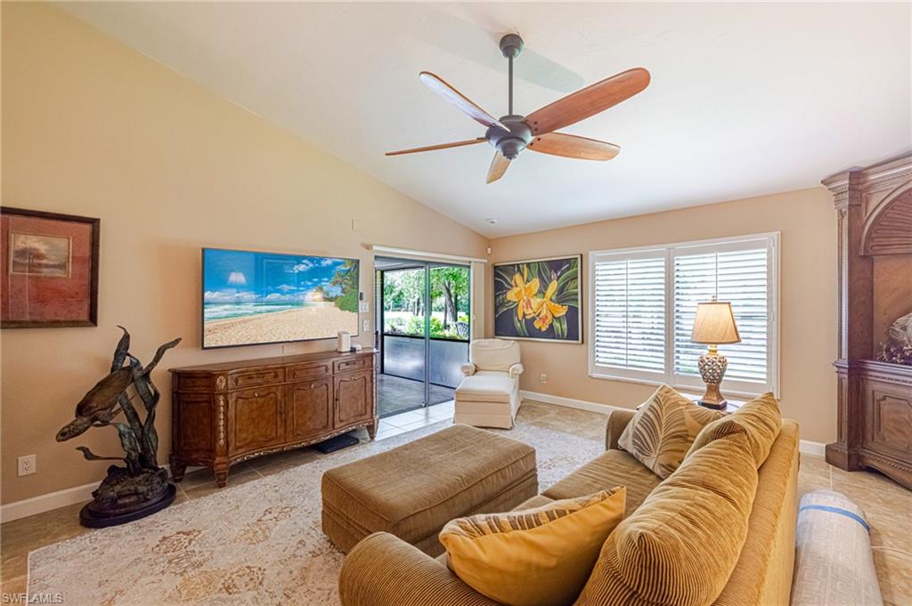 12642 Inverary Cir Property Photo 8
