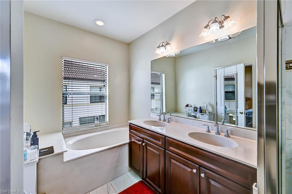 15831 Portofino Springs Blvd 103 Property Photo 25
