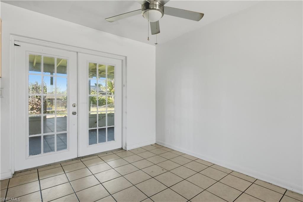 322 Ne 11th Pl Property Photo 4