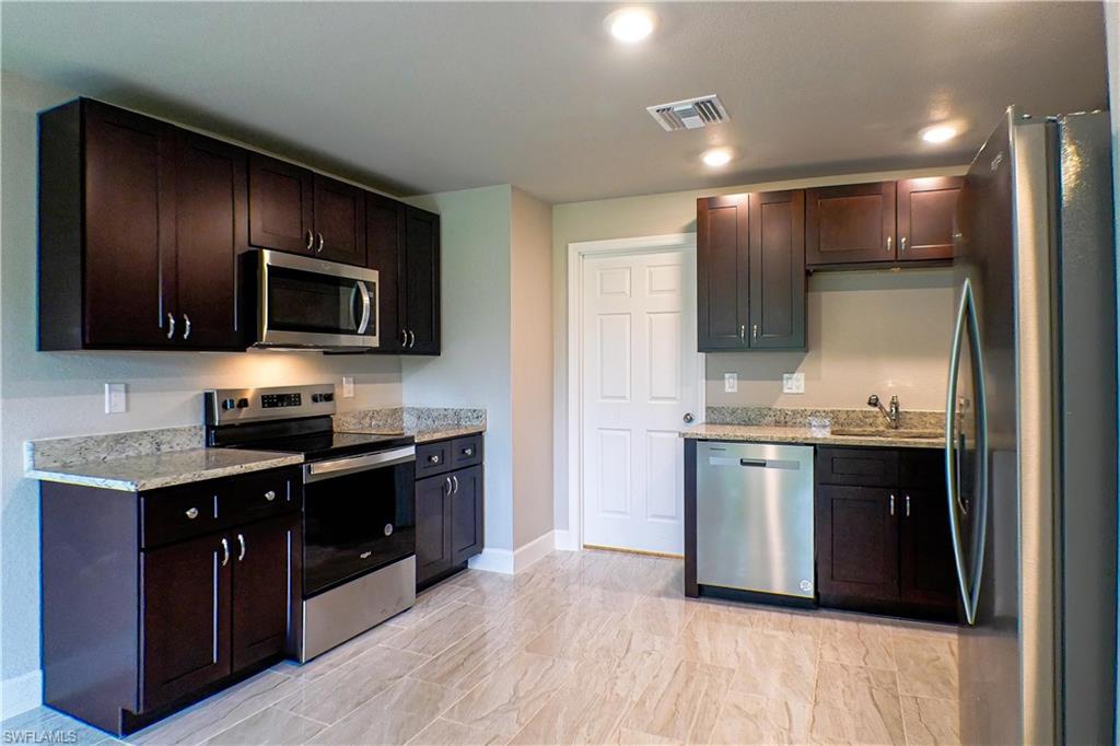 1787 Maryland Ave Property Photo 3