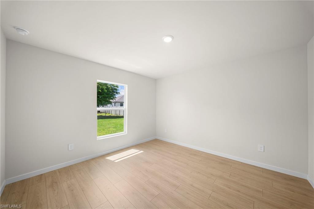 3030 Sw 15th Pl Property Photo 13