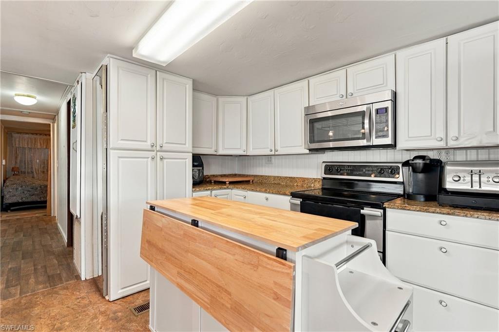 5558 Palm Beach Blvd 69 Property Photo 13