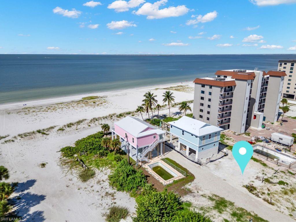 612 Estero Blvd Property Photo 4