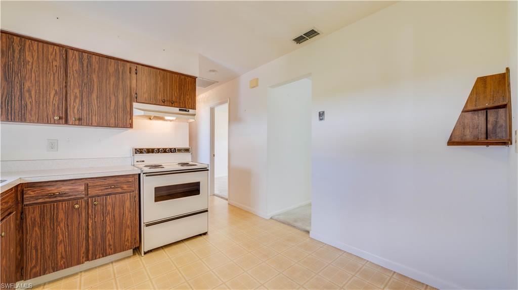401 Parkside St Property Photo 22