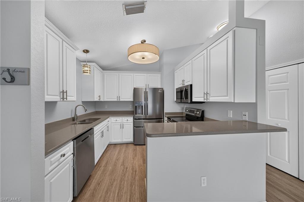 925 Sw 47th Ter 201 Property Photo 11