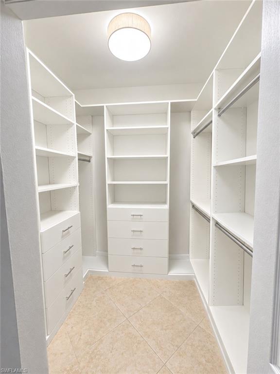 710 Tarpon Cove Dr 103 Property Photo 9