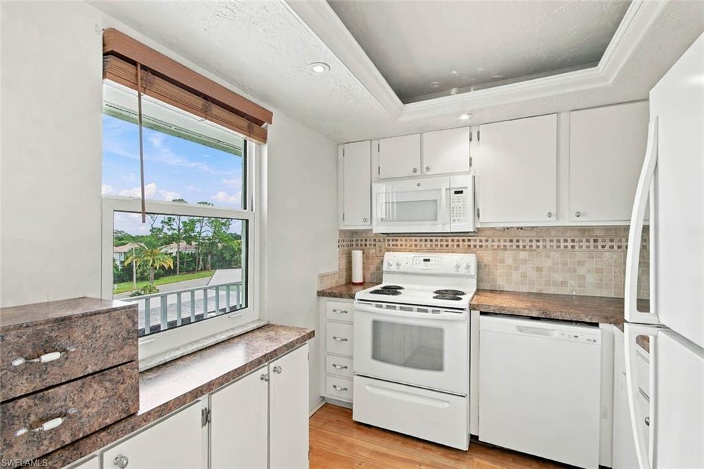 1580 Pine Valley Dr 405 Property Photo 9
