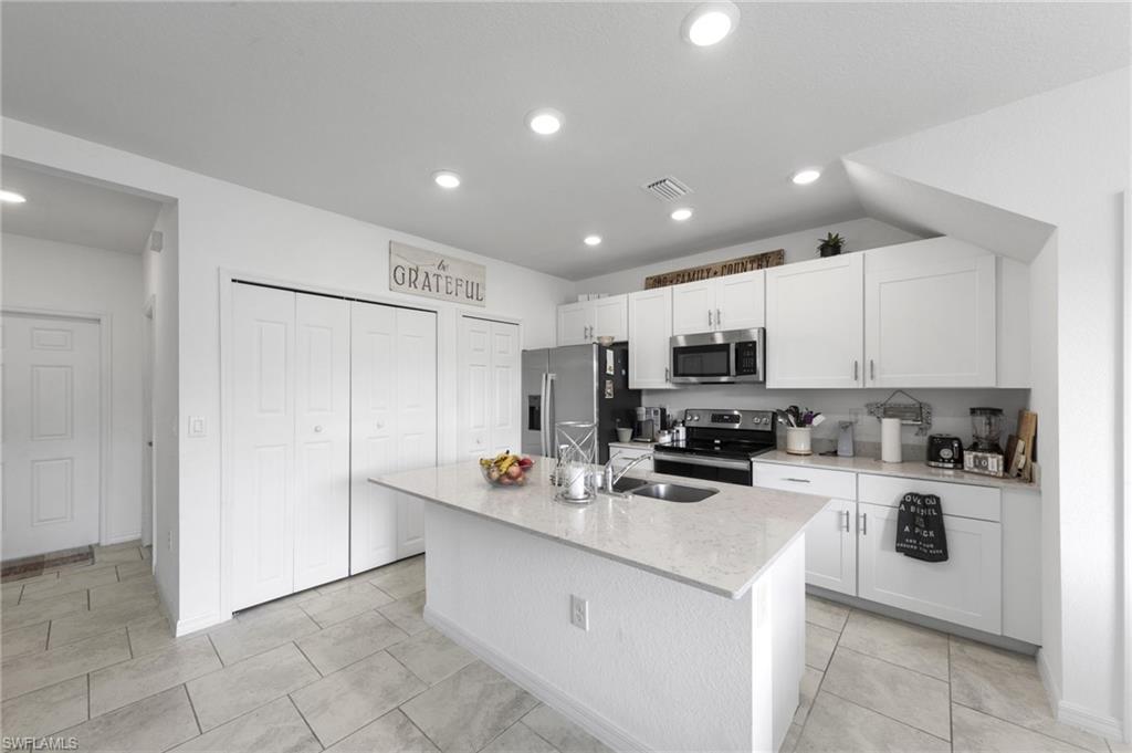 14010 Oviedo Pl Property Photo 12