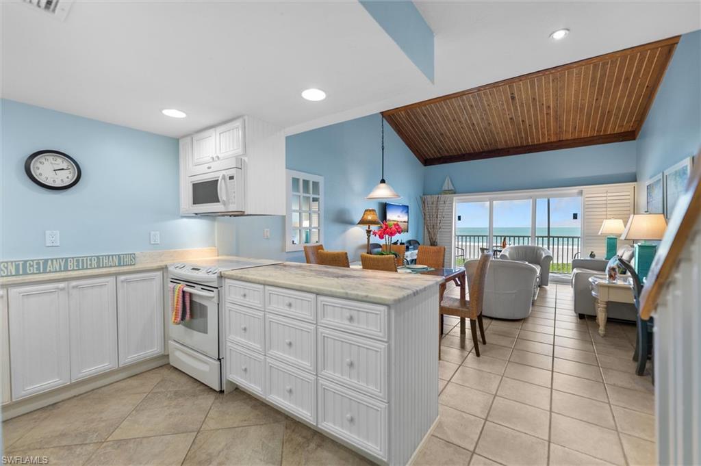 2030 Gulf Beach Villas Property Photo 5