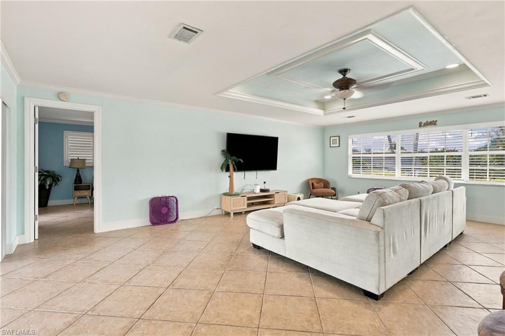 5305 Malaluka Ct Property Photo 5