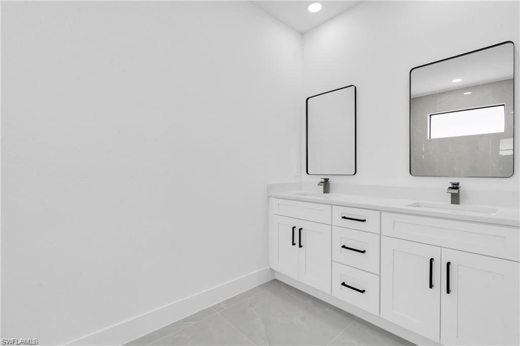 3313 66th St W Property Photo 15