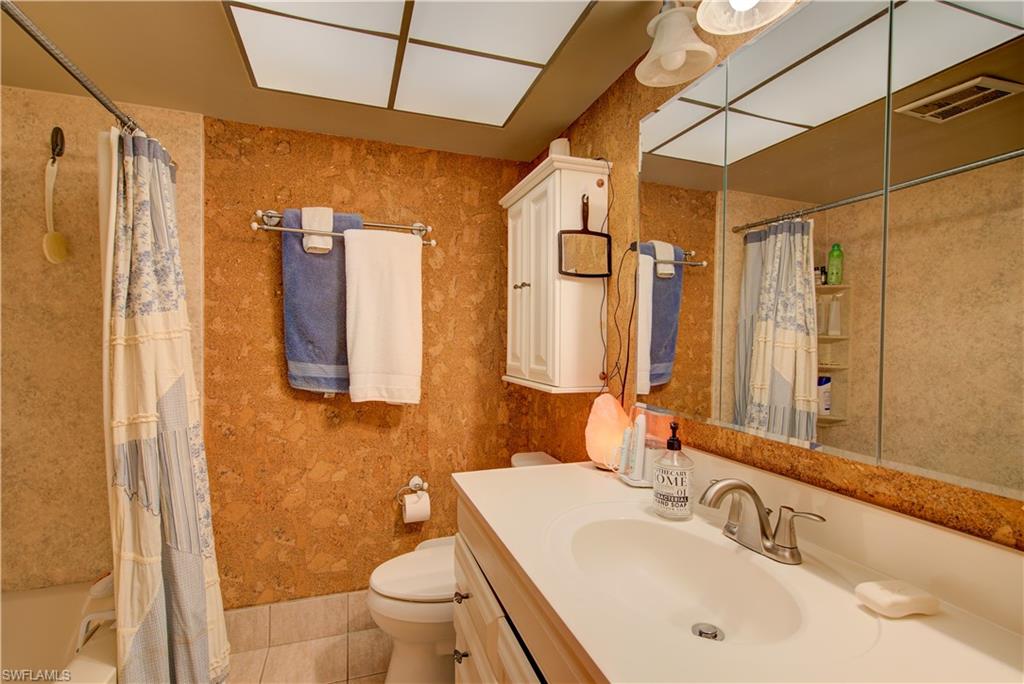 2627 Mcgregor Blvd Property Photo 39