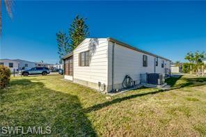 7126 Ladyfish Dr Property Photo 3