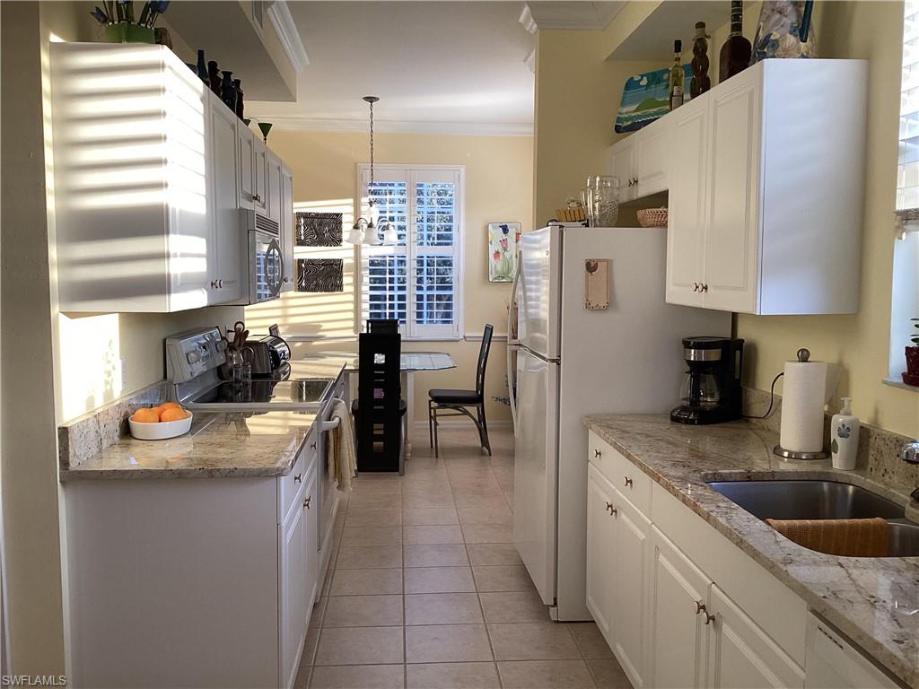 14571 Legends Blvd N 201 Property Photo 4