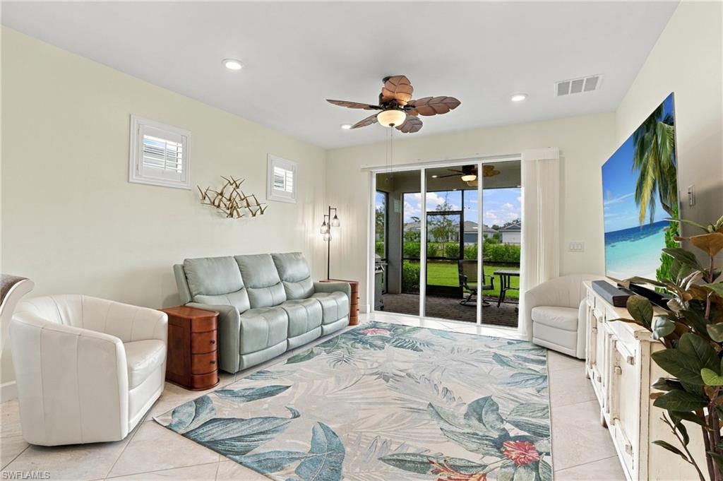 17306 Leaning Oak Trl Property Photo 3