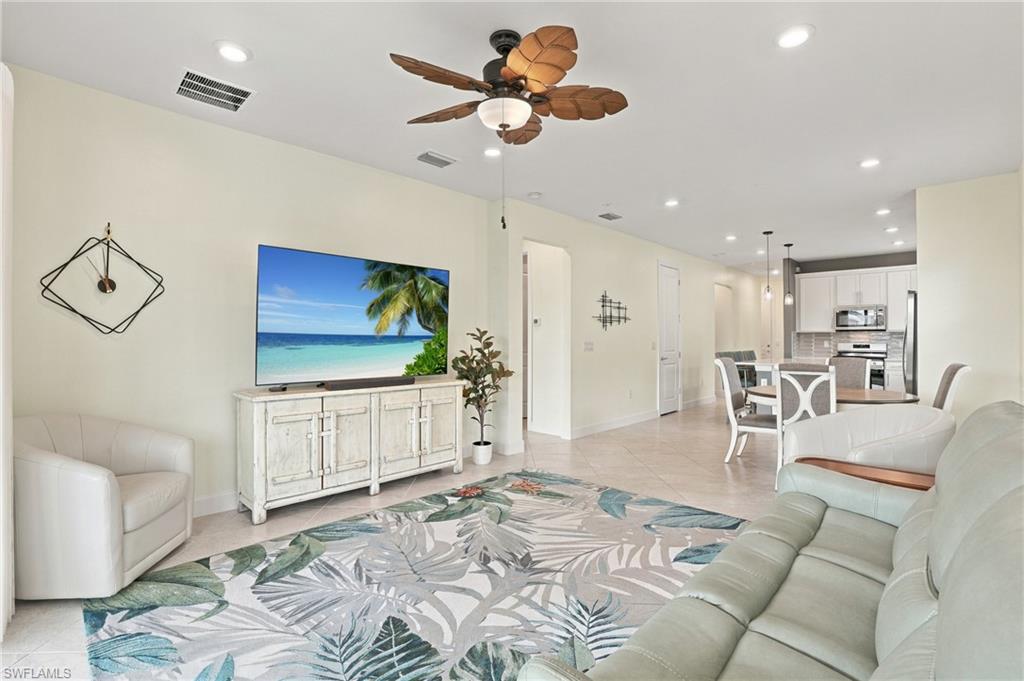 17306 Leaning Oak Trl Property Photo 4