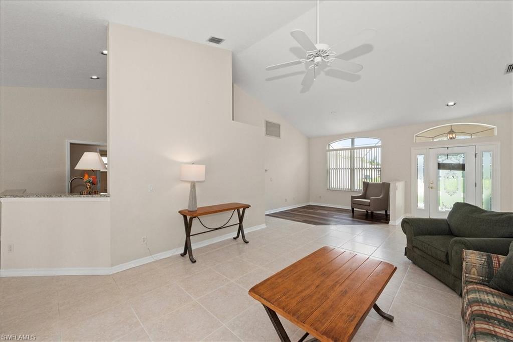 3231 Traverse Ave Property Photo 6