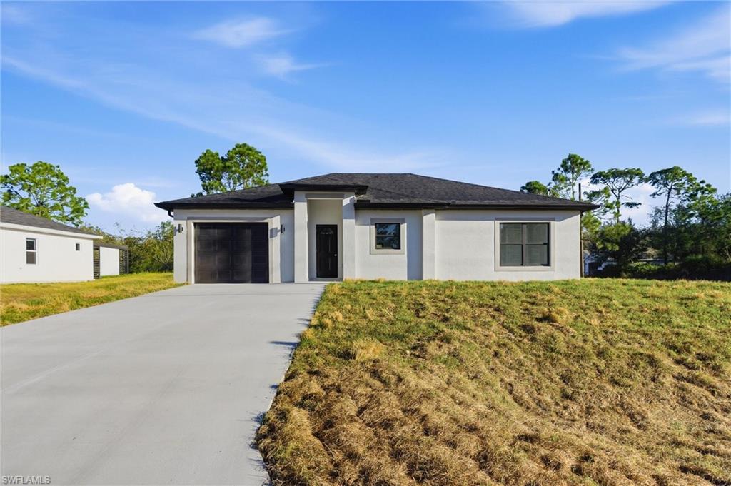 107 E 15th St Property Photo 1