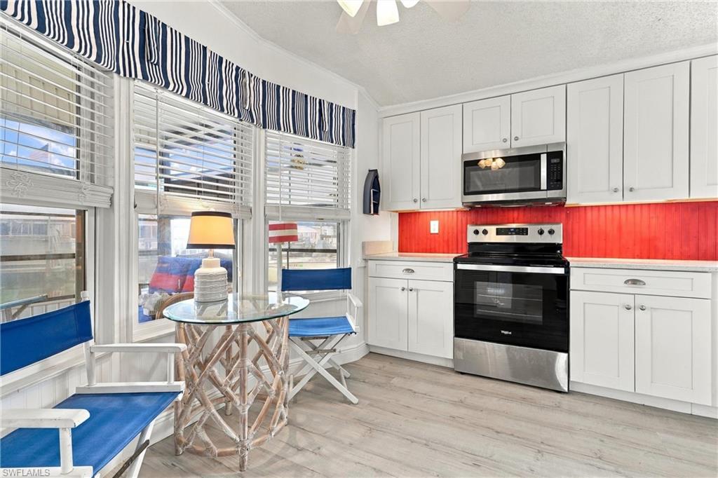 3055 Harpoon Ln Property Photo 18