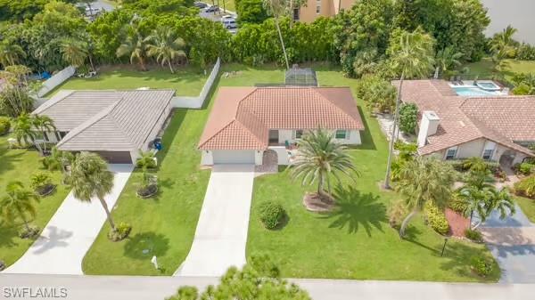 27153 Edenbridge Ct Property Photo 2