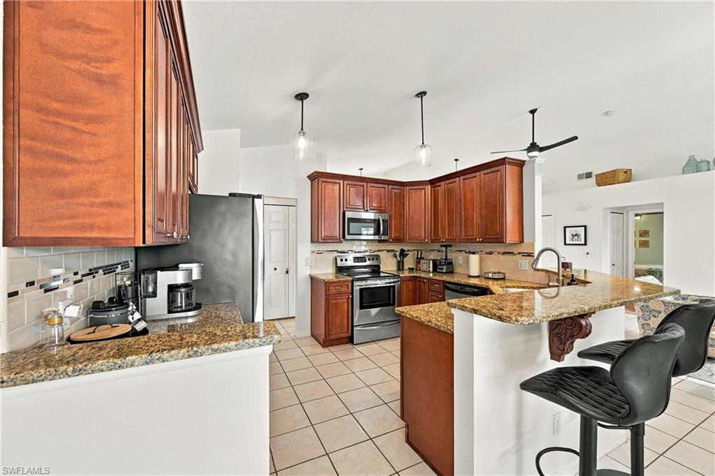 434 Se 21st Ter Property Photo 8