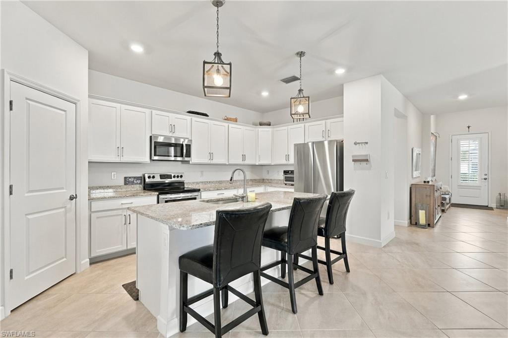 13814 Pine Lodge Ln Property Photo 14