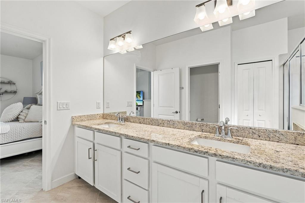 13814 Pine Lodge Ln Property Photo 26