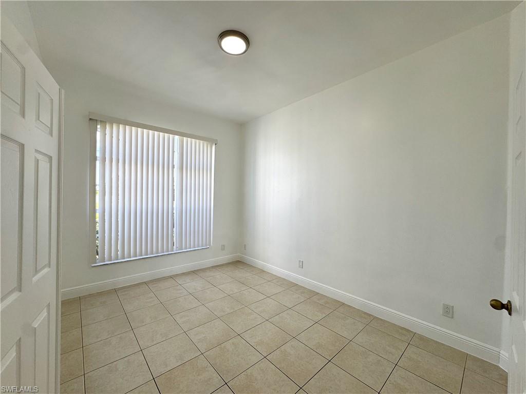 2244 Sw 27th Ter Property Photo 13