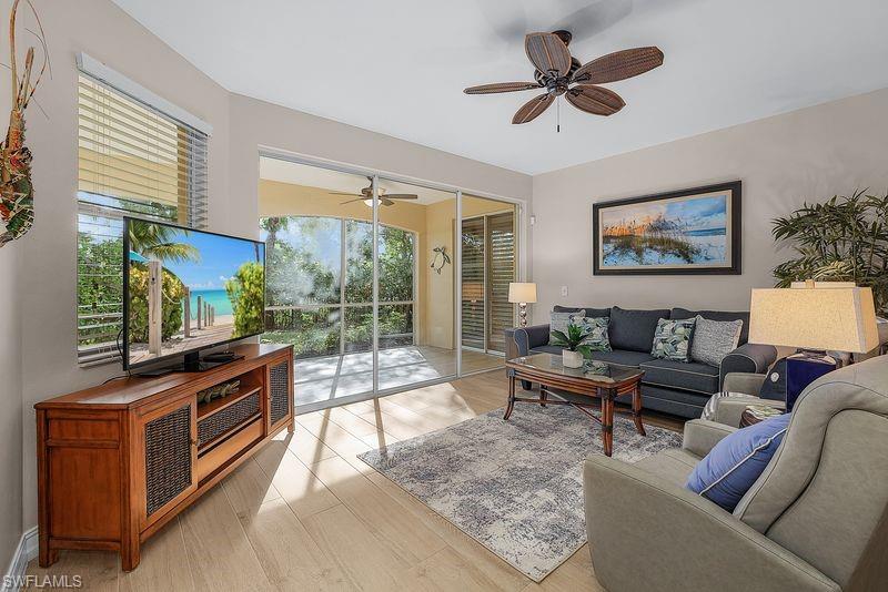 11065 Harbour Yacht CT 101 Property Photo 1