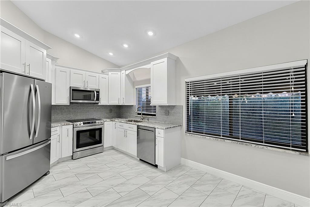 16550 Heron Coach Way 206 Property Photo 4