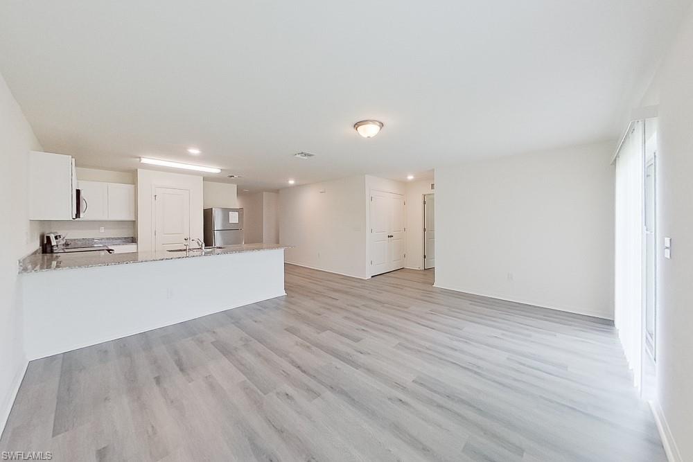 1128 Hayes Ave S Property Photo 4