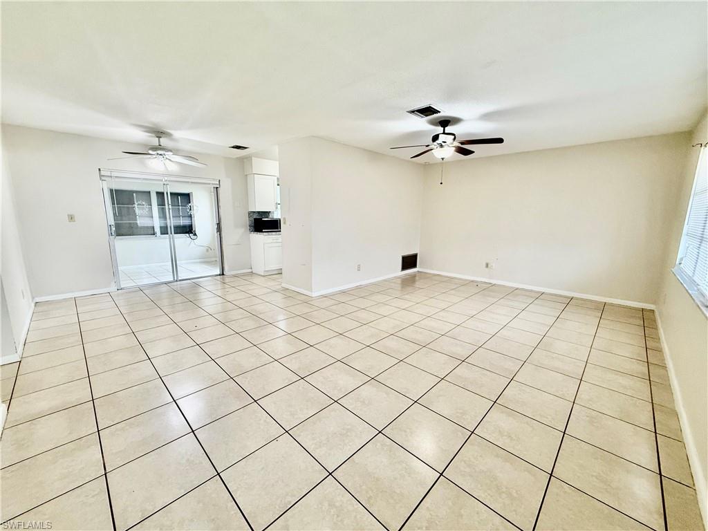 1220 Archdale St Property Photo 5