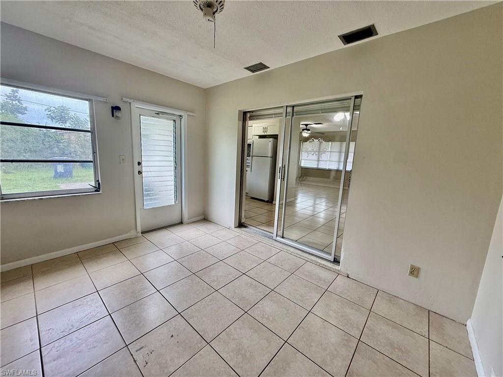 1220 Archdale St Property Photo 13