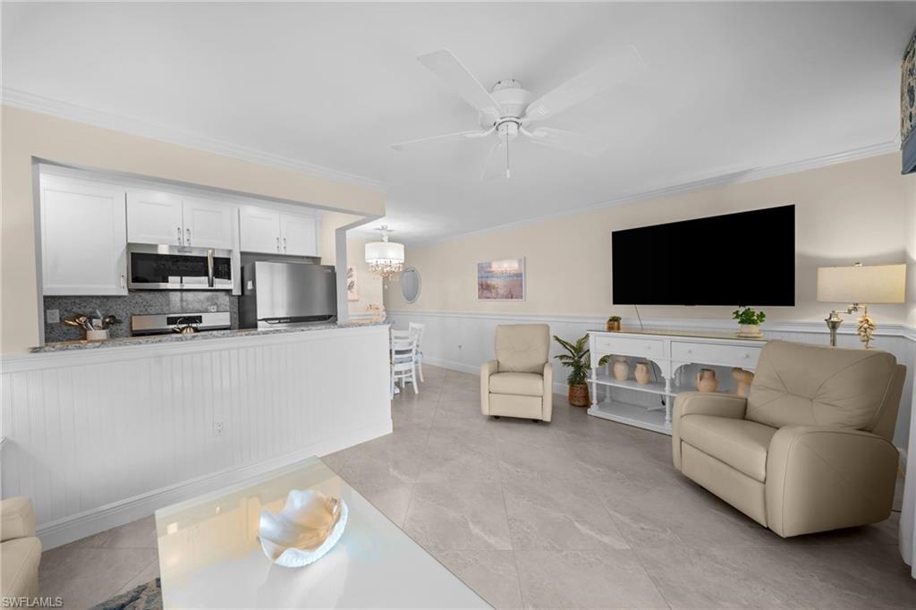 671 E Gulf Dr 4b3 Property Photo 8