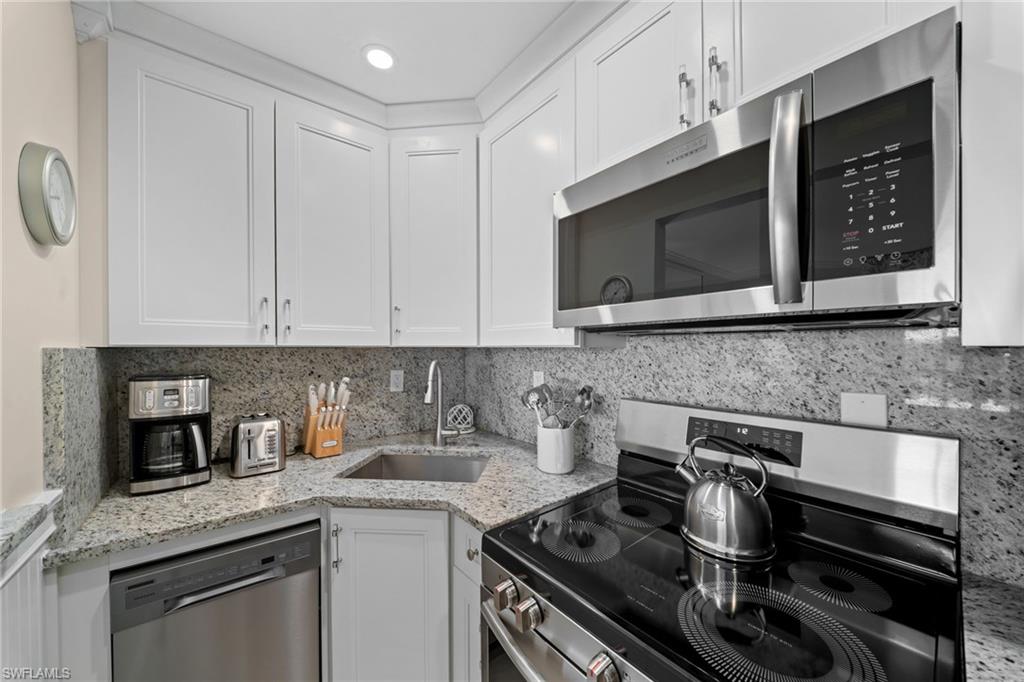 671 E Gulf Dr 4b3 Property Photo 11