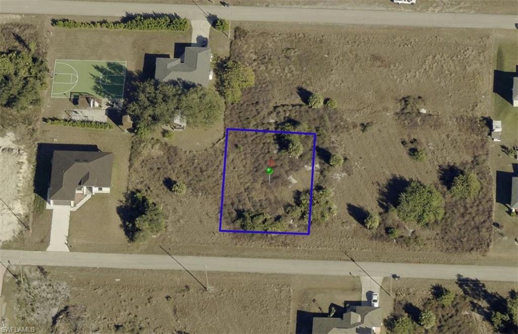 737 Knox Ave S Property Photo 2