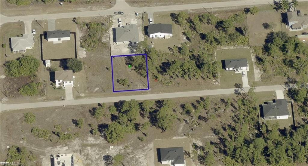 1113 Corry St E Property Photo 3