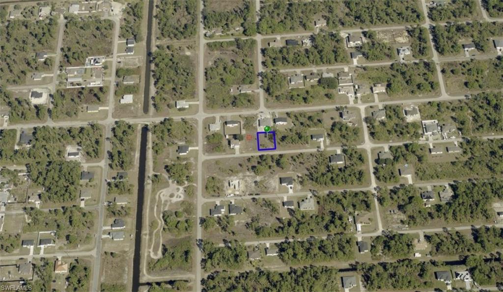 1113 Corry St E Property Photo 4